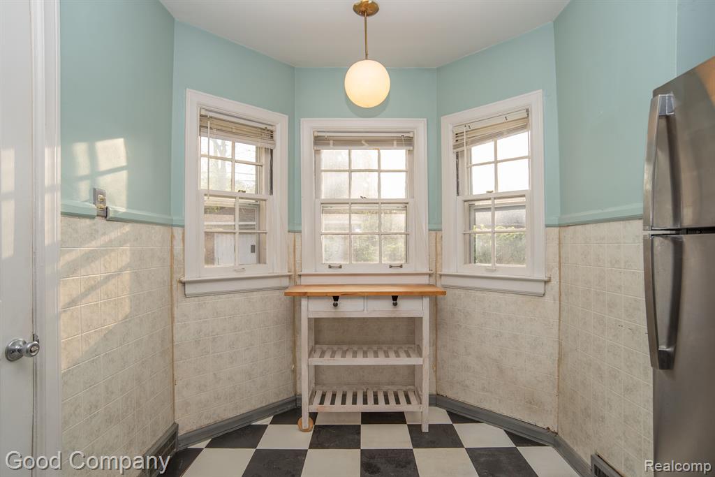 20121 Briarcliff Road Detroit, MI 48221 - Photo 10 of 31
