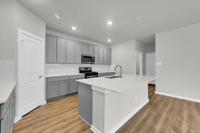 $338,990 | 305 Stone Placa Trail, Brookshire, TX 77423