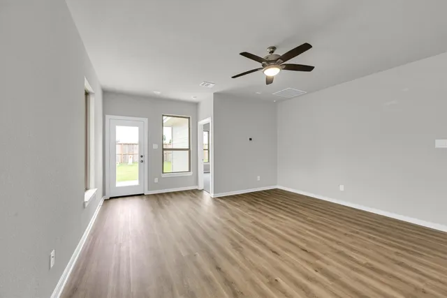 $338,990 | 305 Stone Placa Trail, Brookshire, TX 77423