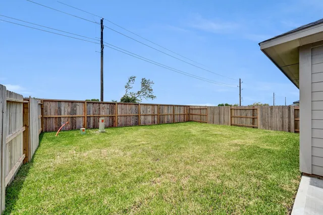 $338,990 | 305 Stone Placa Trail, Brookshire, TX 77423