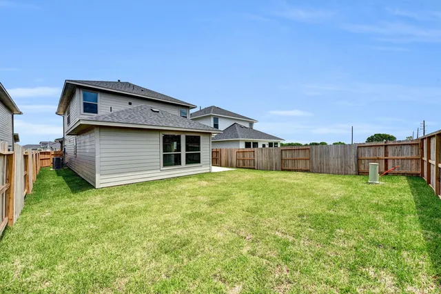 $338,990 | 305 Stone Placa Trail, Brookshire, TX 77423