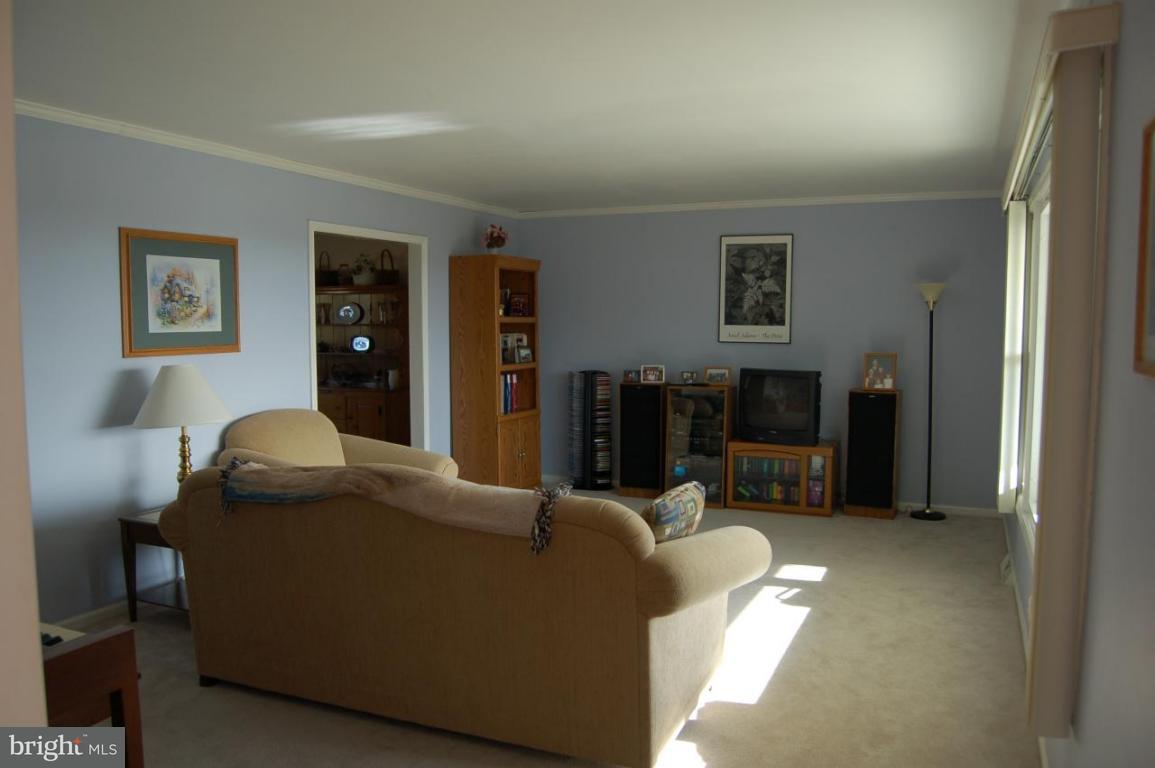 902 Rabbit Hill Road Lititz, PA 17543 - Photo 3 of 10