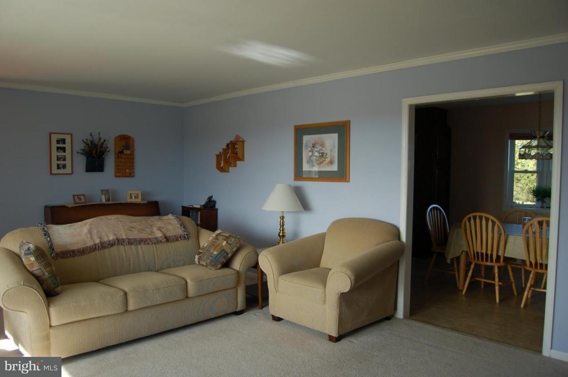 902 Rabbit Hill Road Lititz, PA 17543 - Photo 4 of 10