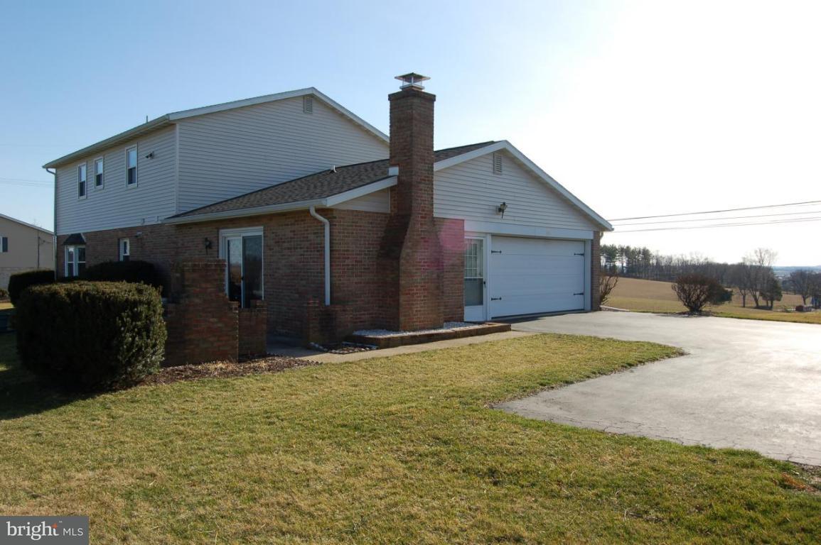 902 Rabbit Hill Road Lititz, PA 17543 - Photo 7 of 10