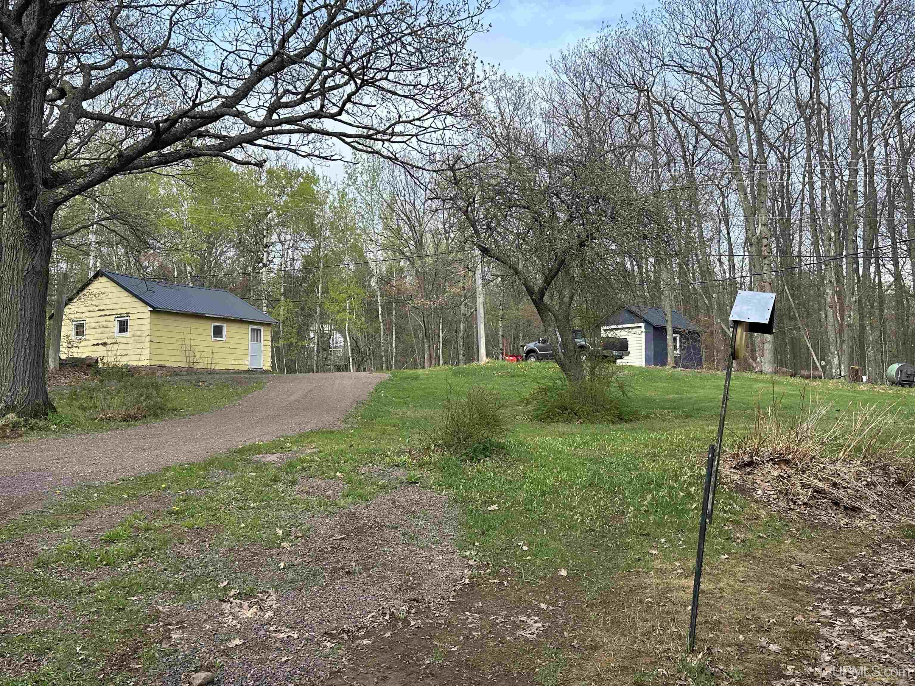 310 Indianhead Road Wakefield, MI 49968 - Photo 16 of 36