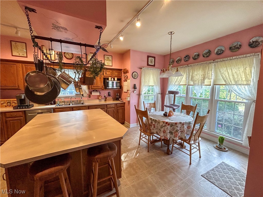 1115 Scoville North Road Vienna, OH 44473 - Photo 12 of 45