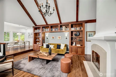 $3,188,000 | 13023 167th Avenue Northeast, Redmond, WA 98052