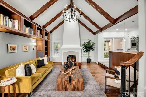 $3,188,000 | 13023 167th Avenue Northeast, Redmond, WA 98052