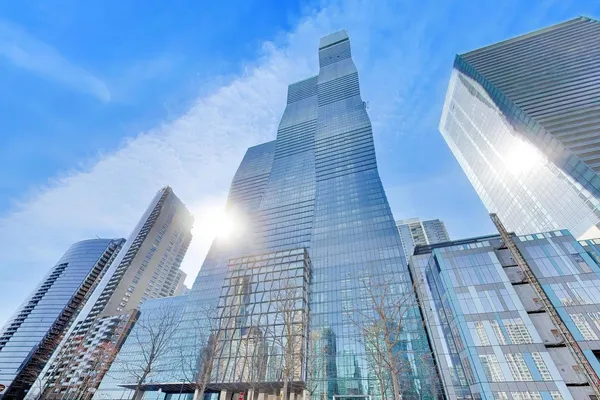 $1,650,000 | 363 East Wacker Drive, Unit 5105, Chicago, IL 60601