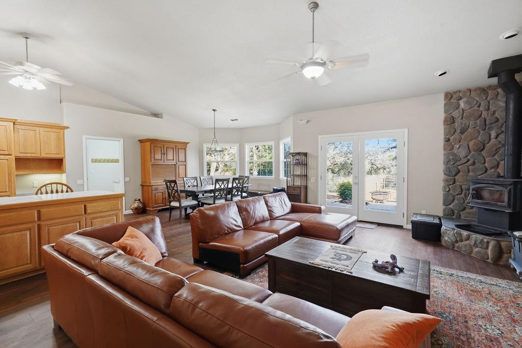 19890 Perimeter Road Grass Valley, CA 95949 - Photo 19 of 95