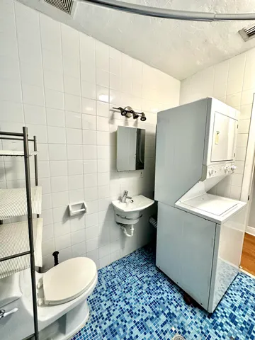 $2,450 | 101 South C Street, Unit 1, Lake Worth Beach, FL 33460