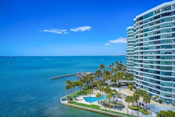 $4,500 | 988 Boulevard Of The Arts, Unit 115, Sarasota, FL 34236