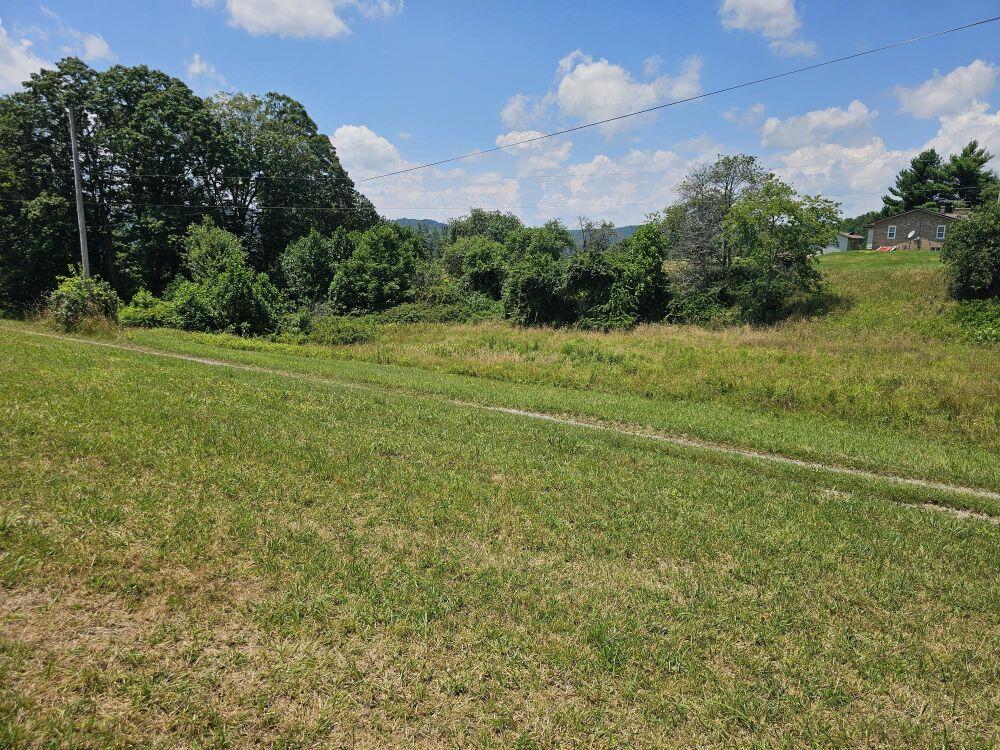 5618 Ellison Ridge Road Jumping Branch, WV 25969 - Photo 27 of 39 Gallery Image 27