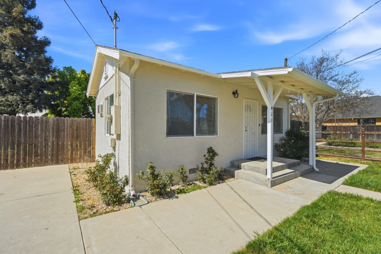 411 Bothun Road Turlock, CA 95380 - Photo 5 of 34