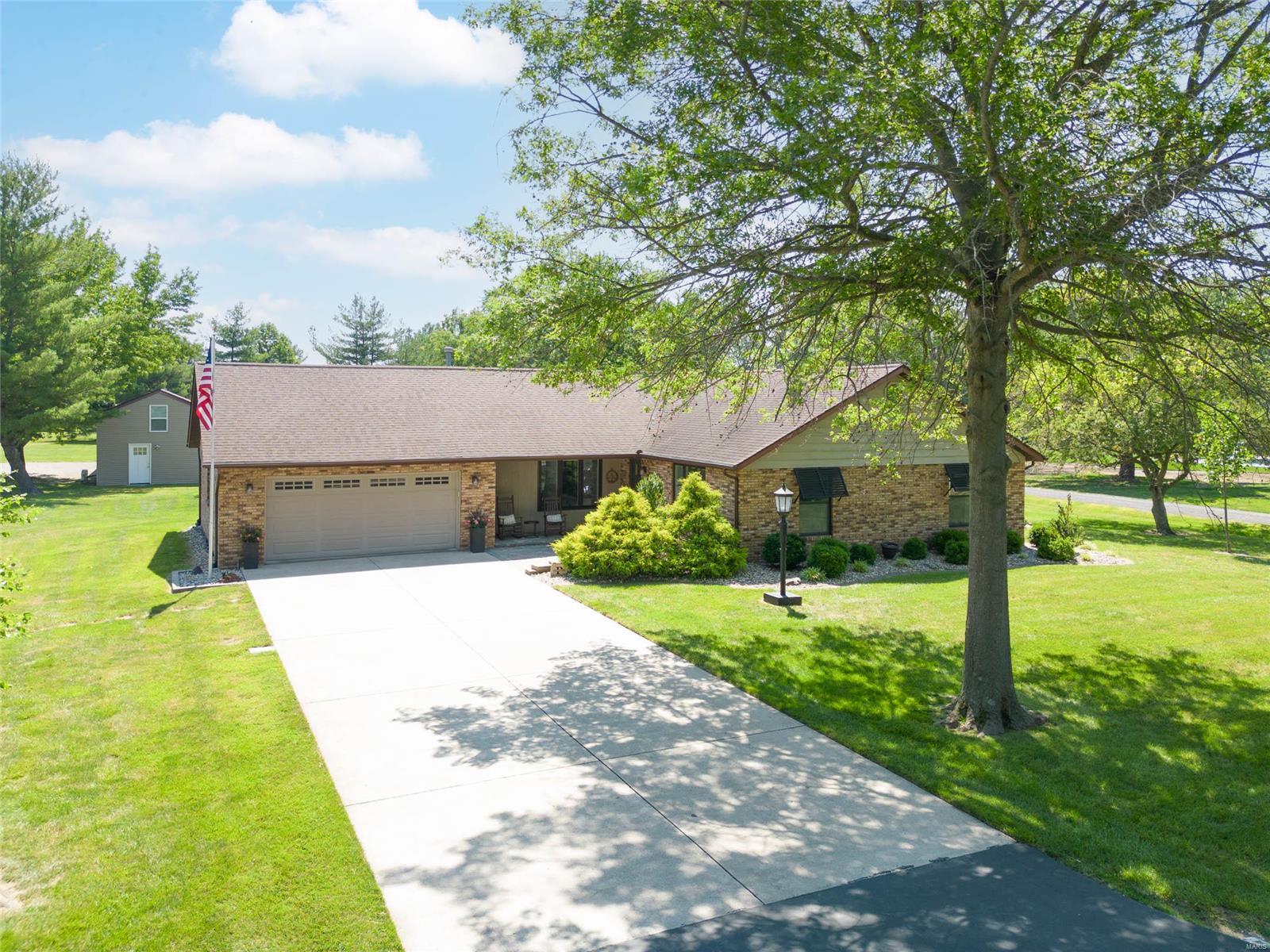 518 Coventry Road Troy, IL 62294 - Photo 43 of 52 Gallery Image 43