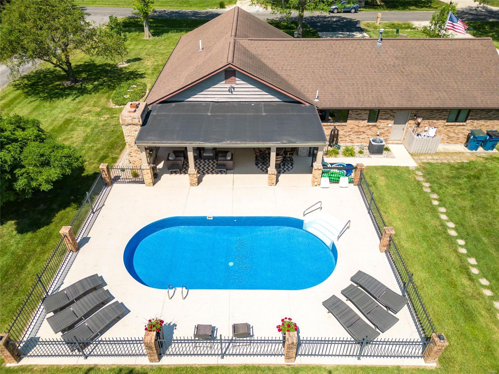 518 Coventry Road Troy, IL 62294 - Photo 45 of 52 Gallery Image 45