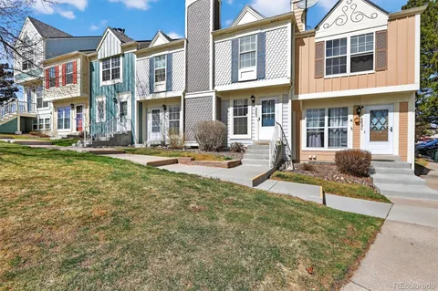 $330,000 | 6822 South Independence Street, Littleton, CO 80128