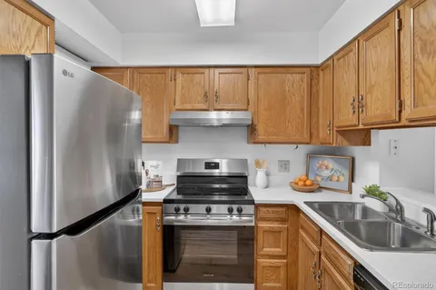 $330,000 | 6822 South Independence Street, Littleton, CO 80128