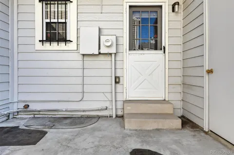 $330,000 | 6822 South Independence Street, Littleton, CO 80128