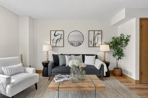 $330,000 | 6822 South Independence Street, Littleton, CO 80128