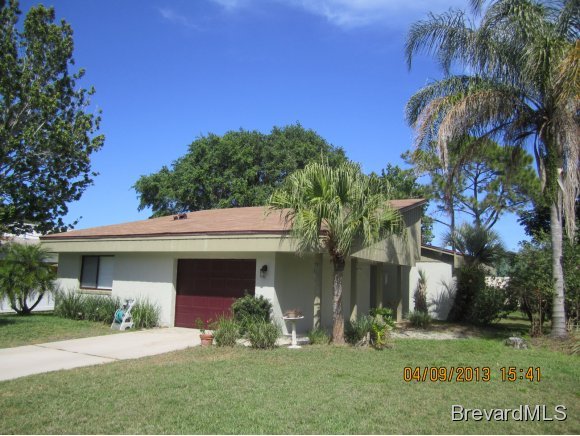 411 Myrtlewood Road Melbourne, FL 32940 - Photo 1 of 12 Primary Photo