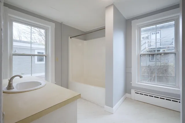 $640,000 | 48 Winter Street, Exeter, NH 03833