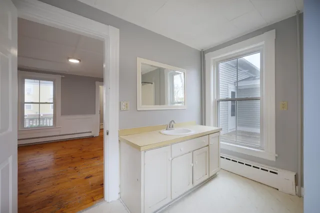 $640,000 | 48 Winter Street, Exeter, NH 03833