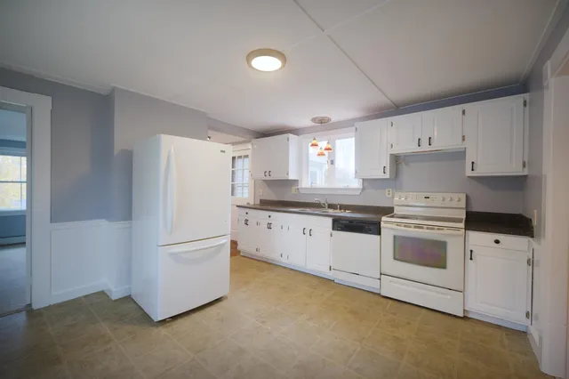 $640,000 | 48 Winter Street, Exeter, NH 03833