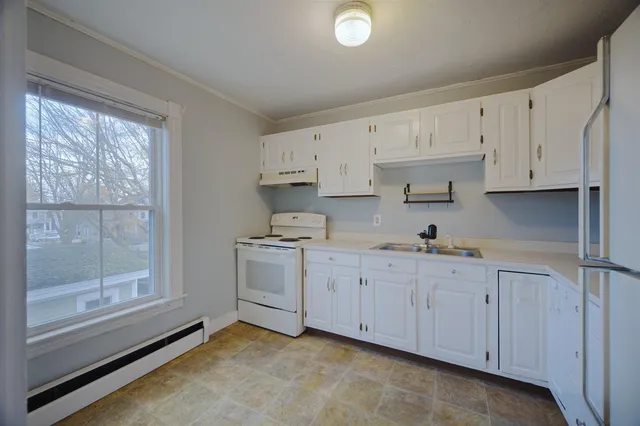 $640,000 | 48 Winter Street, Exeter, NH 03833