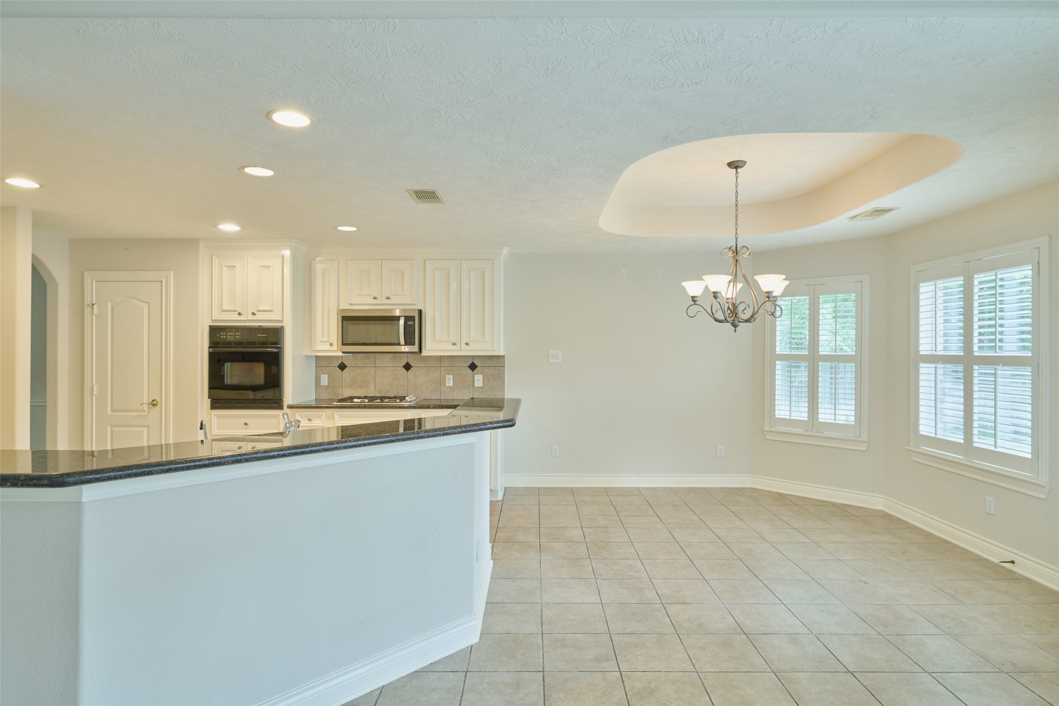 12302 Walden Road Montgomery, TX 77356 - Photo 17 of 37