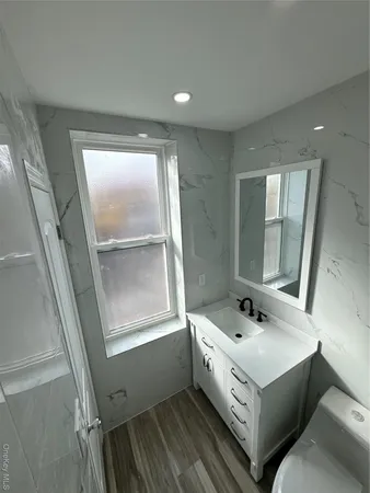 $3,300 | 60-03 56th Road, Unit 2 | Maspeth