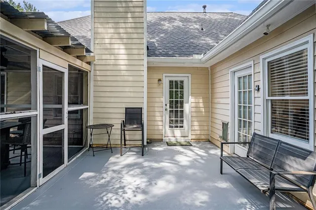 $335,000 | 40 Wentworth Drive, Oxford, GA 30054