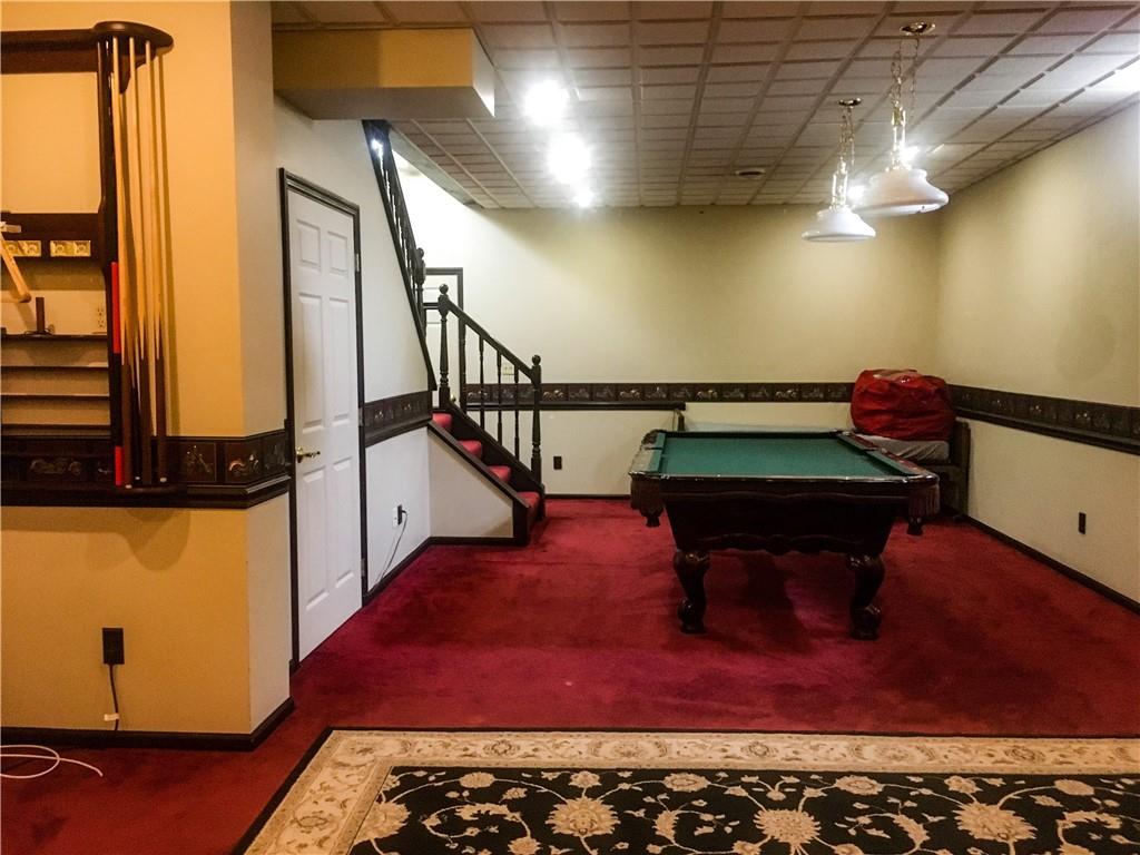 5076 Brownsville Road Pittsburgh, PA 15236 - Photo 37 of 50 a view of entryway