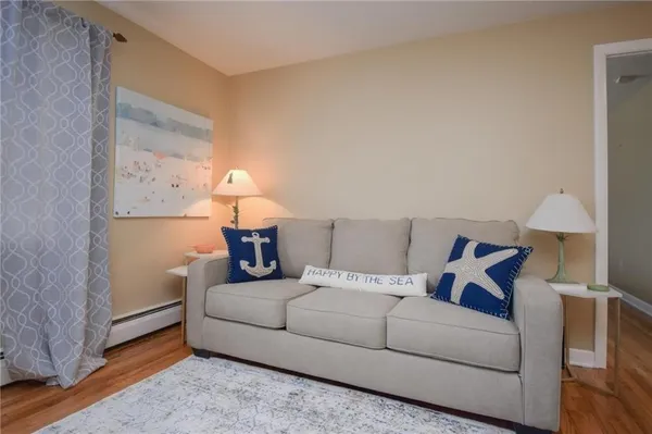 $2,500 | 70 Carroll Avenue, Unit 509, Newport, RI 02840