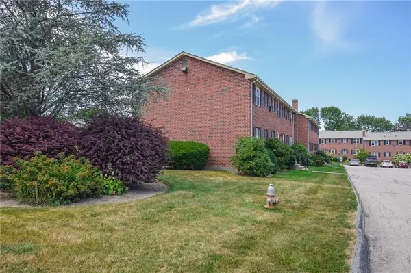$2,500 | 70 Carroll Avenue, Unit 509, Newport, RI 02840