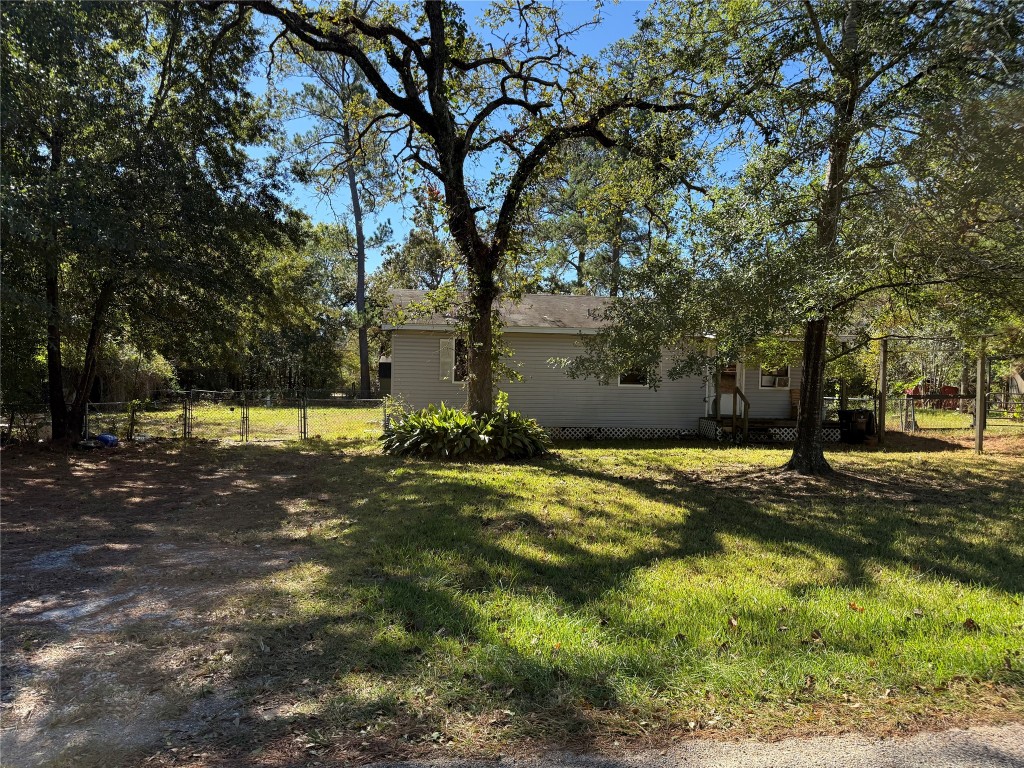 26457 Easy Street Magnolia, TX 77355 - Photo 14 of 15 a view of yard with tree