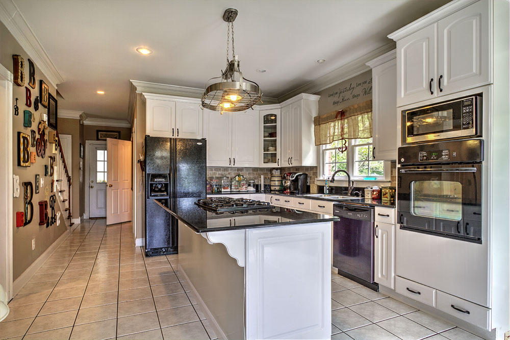 2935 Niles Ferry Road Vonore, TN 37885 - Photo 14 of 34 IMG_6843LR
