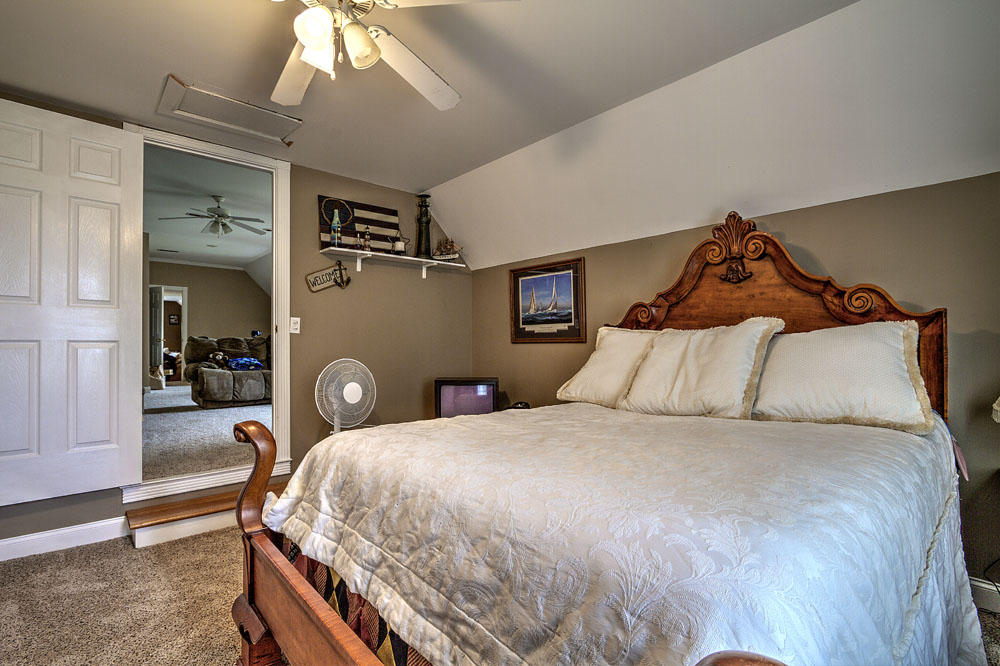 2935 Niles Ferry Road Vonore, TN 37885 - Photo 3 of 34 IMG_6747LR