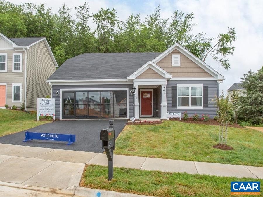 157 Lookover Terrace Stuarts Draft, VA 24477 - Photo 2 of 27 a front view of a house with a yard