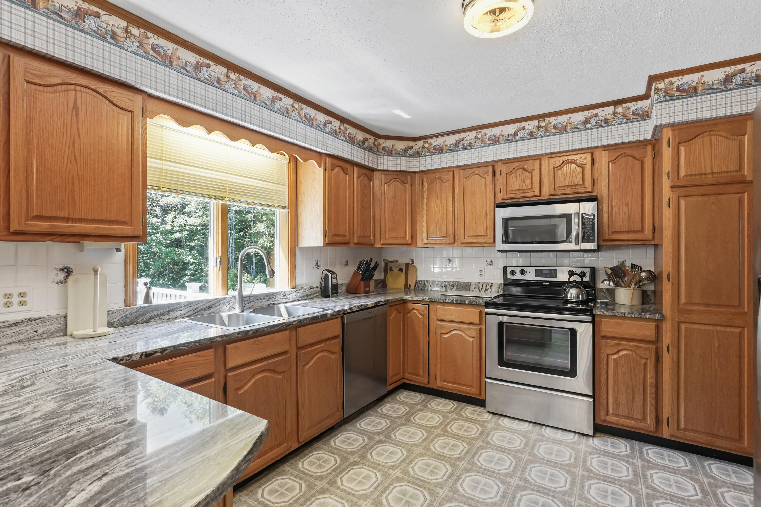 620 Back Cove Waldoboro, ME 04572 - Photo 22 of 76 620 Back Cove_121