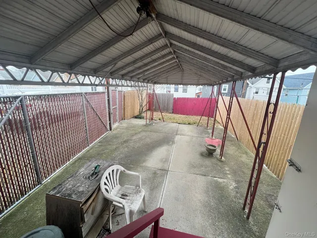 a view of an outdoor space