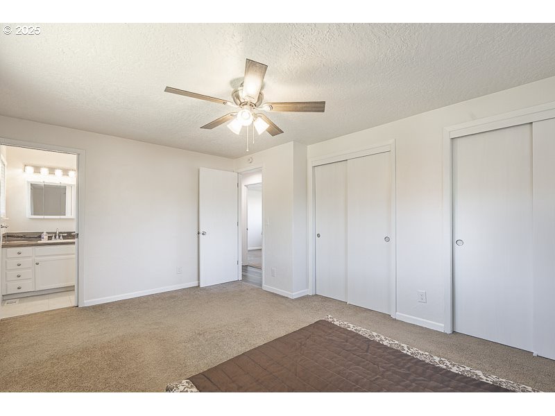 611 Northeast Bockes Loop Sheridan, OR 97378 - Photo 27 of 36 a view of an empty room