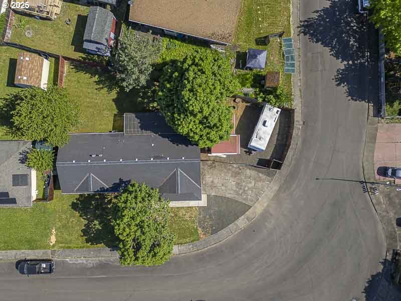 611 Northeast Bockes Loop Sheridan, OR 97378 - Photo 31 of 36 an aerial view of a house with a yard and a garden