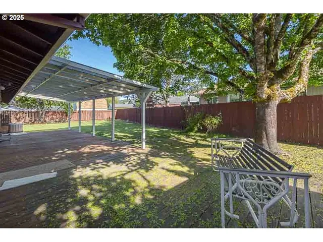 a view of outdoor space yard and patio