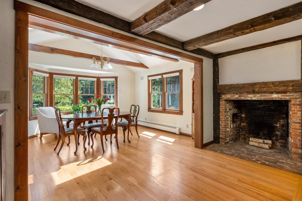 28 Farm Road Sherborn, MA 01770 - Photo 12 of 37