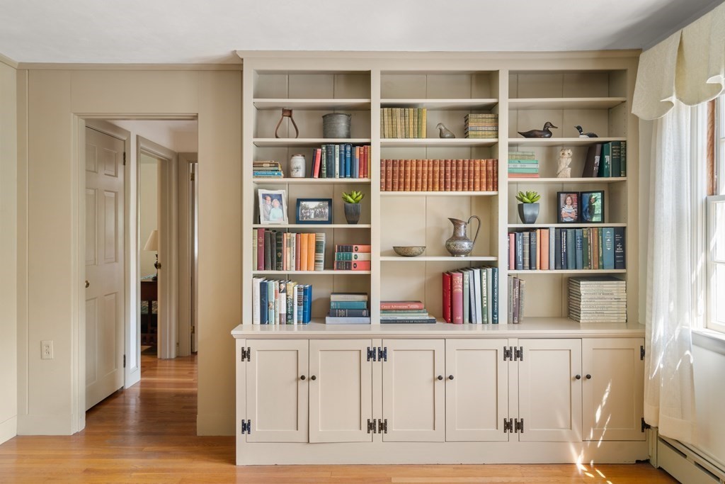 28 Farm Road Sherborn, MA 01770 - Photo 15 of 37