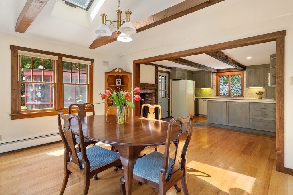 28 Farm Road Sherborn, MA 01770 - Photo 7 of 37