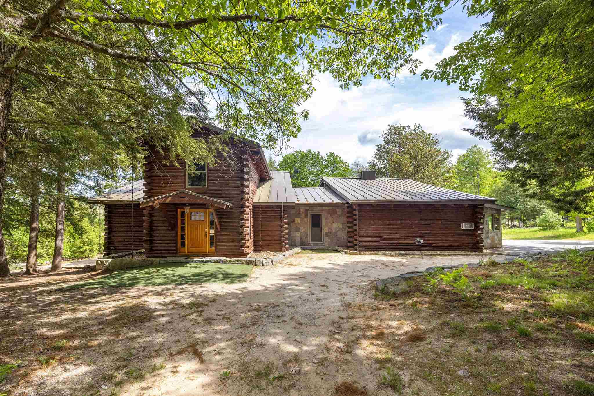 97 Hackett Hill Road Hooksett, NH 03106 - Photo 3 of 40