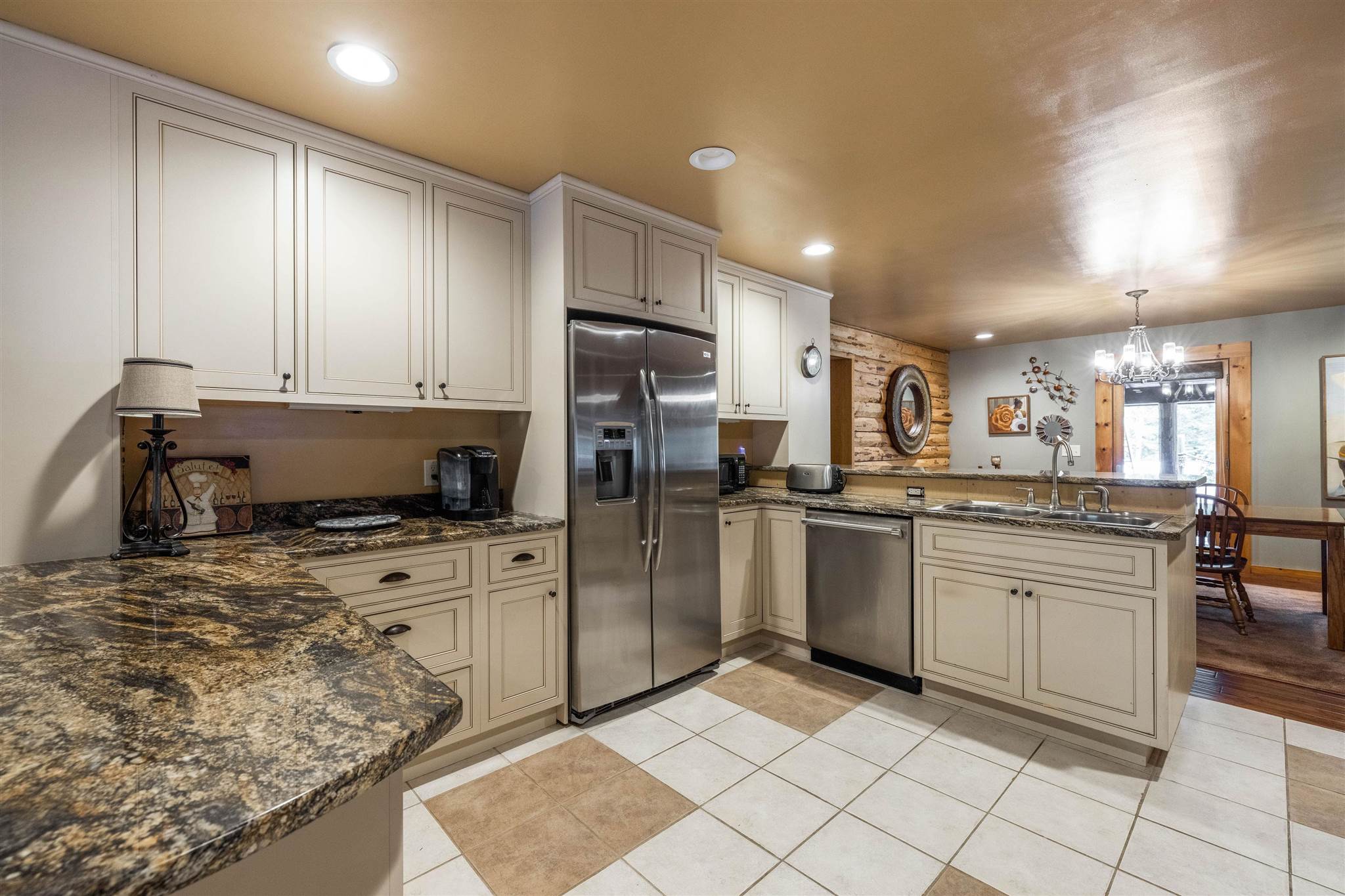 97 Hackett Hill Road Hooksett, NH 03106 - Photo 7 of 40
