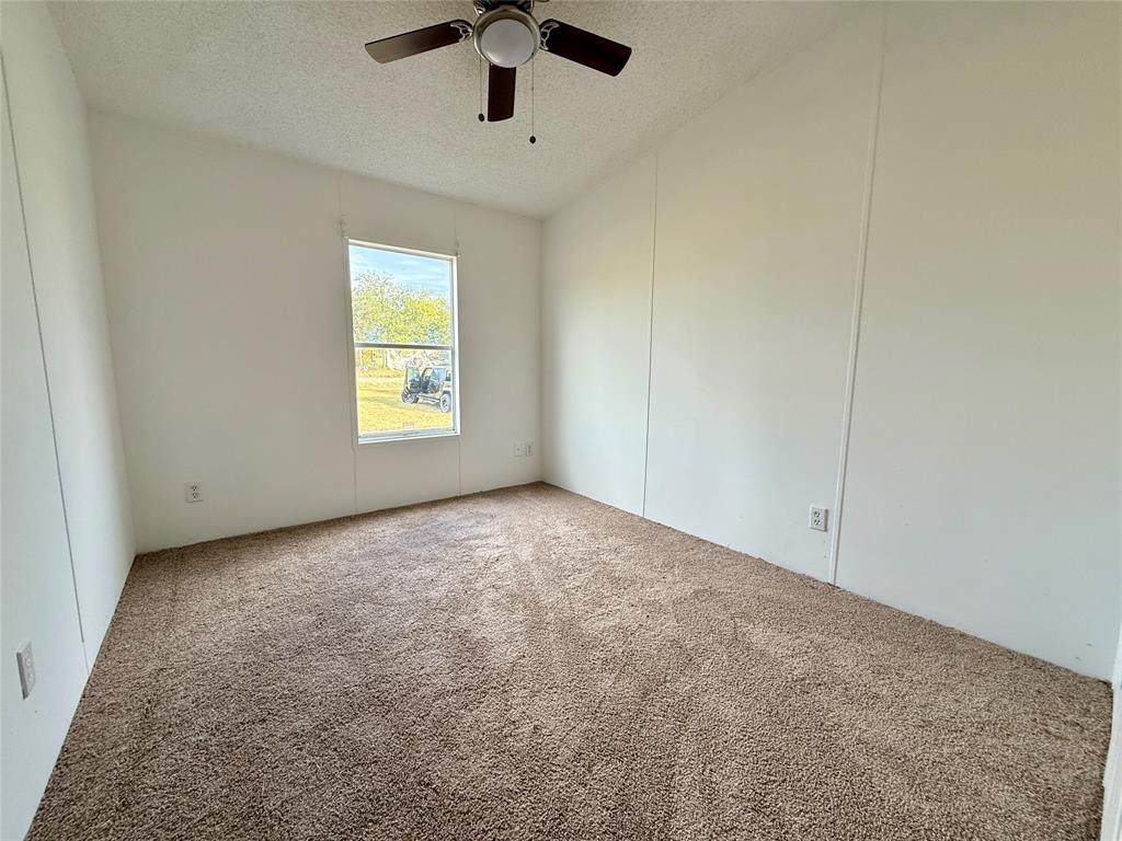 332 Water View Lane Weatherford, TX 76085 - Photo 19 of 25